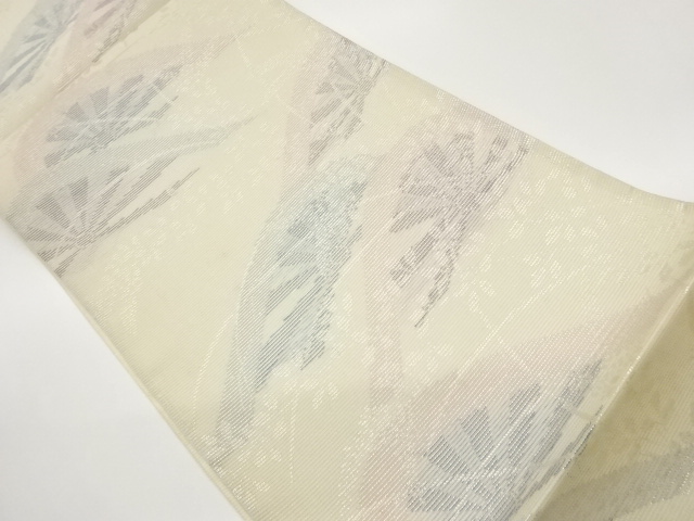 片輪車に草葉模様織出し袋帯